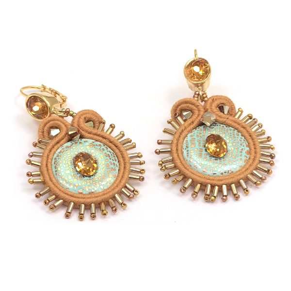 Schéma Boucles d'oreilles en soutache et cabochon en pâte FIMO