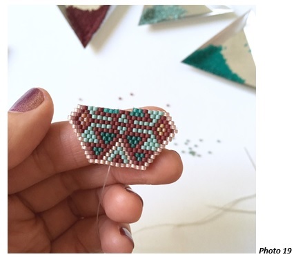 Boucles d'oreilles tissées en perles Miyuki Delicas style amérindien en Brick Stitch : Etape 7