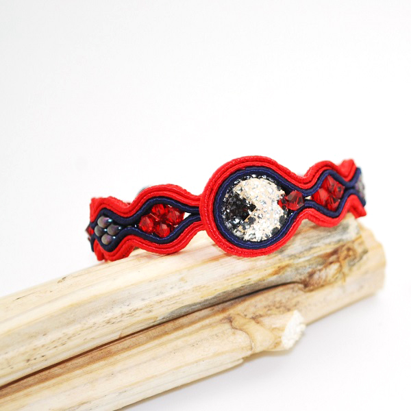 Bracelet en soutache et cristaux PureCrystal Bracelet en soutache et cristaux PureCrystal