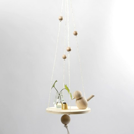 DIY déco - étagère en suspension avec perles en bois