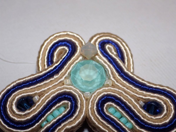 DIY parure de bijoux en soutache et cristaux PureCrystal