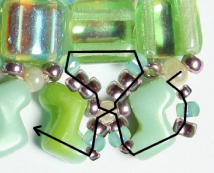 tutoriel-bracelet-zorro-beads-silky-beads-10.