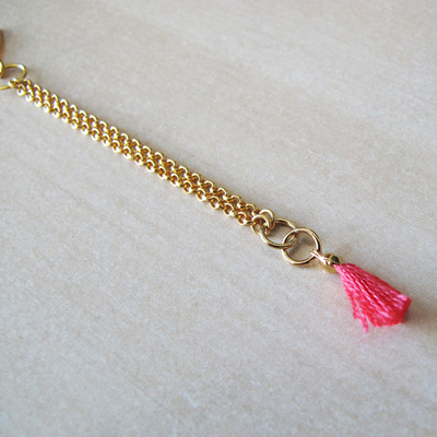 Bracelet coquillage chaîne épis et pompon : Etape 5