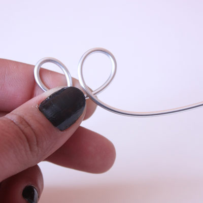 marque_place_former_boucle_alu5