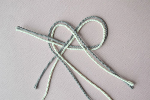 Bracelet Nœud marin Cordons torsadés : Etape 2