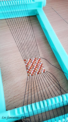 Bague tissage de Miyuki Delicas : Etape 10 Bague tissage de Miyuki Delicas : Etape 10