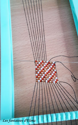 Bague tissage de Miyuki Delicas : Etape 11 Bague tissage de Miyuki Delicas : Etape 11