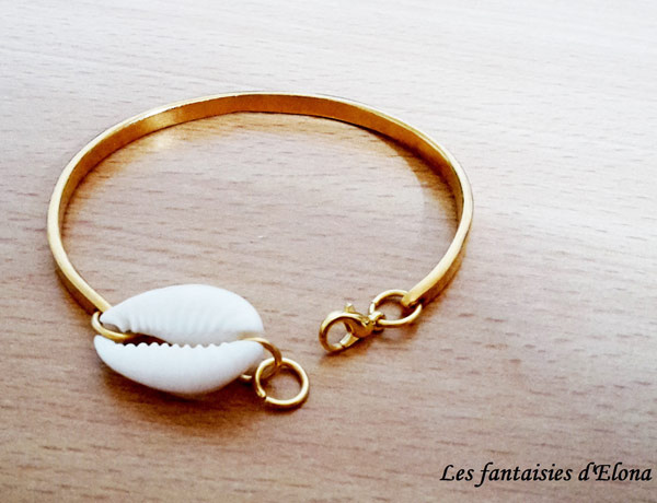 Parure Collier Bague et Bracelet Coquillages et pompon : Etape 4