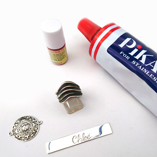 Schéma Comment patiner et polir l'argent et les gravures pour obtenir un effet argent vieilli ? Schéma Comment patiner et polir l'argent et les gravures pour obtenir un effet argent vieilli ?