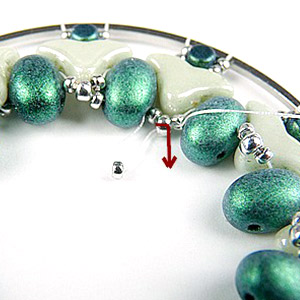 DIY Miroir de poche en perles en verre par Puca® : Etape 10