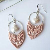 boucle d'oreille crochet macram&eacute;
