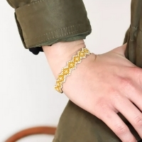 bracelet perles dorees