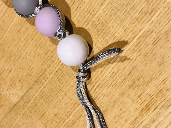 DIY Bébé attache tétine en perles silicone : Etape 6