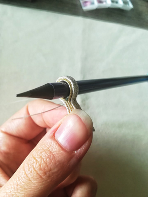 etape 2 boucles d oreilles soutache PureCrystal coudre soutache