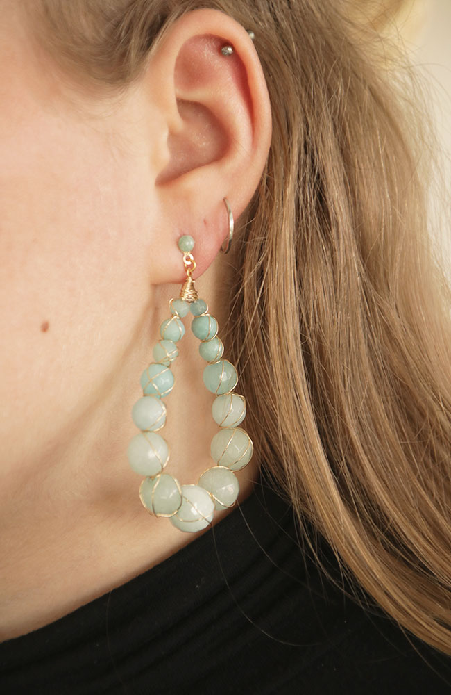 Pinterest boucles d’oreilles dorées et pierres gemmes