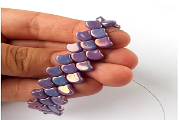 Bracelet DIY imitation serpent perles en verre Ginko et perles rocailles : Etape 6