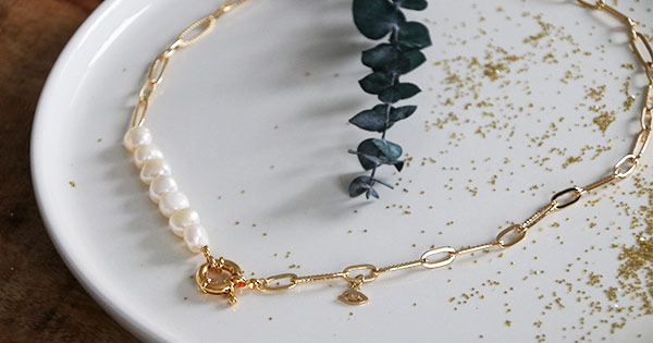Diy Bijoux Tendance Collier Grosses Mailles Perles D Eau Douce Maxi Fermoir Et Breloque Oeil Plaque Or Perles Co