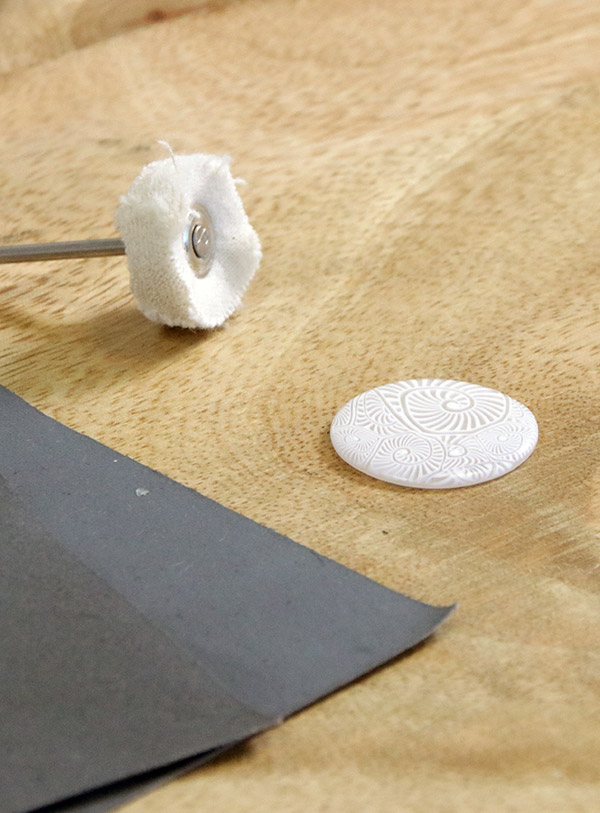 Fiche technique sur le ponçage de la pâte polymère