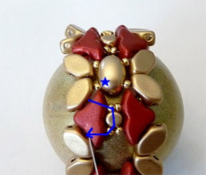 Perle de sapin Christmas par Puca®  : Etape 14