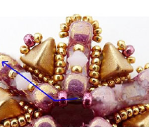 DIY Pendentif Thaïs en perles de verre Telos par Puca® : Etape 13