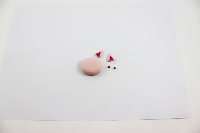 DIY Bijoux de sac chat Kawaï en pâte polymère : Etape 2 DIY Bijoux de sac chat Kawaï en pâte polymère : Etape 2