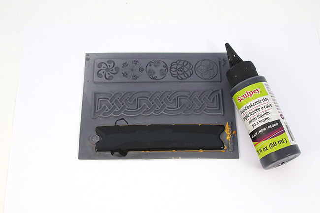 Boucles d'oreilles en polymère liquide : Etape 3