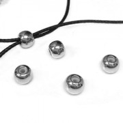 Perle stoppeur en métal 5.9 mm avec un trou de 1.2 mm Placage Argent fin vieilli x1