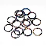 Pendentif anneau en acétate de cellulose 14.5 mm Ecaille de tortue Rose/Noir x1