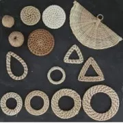 Triangle en rotin 32 mm pour créations DIY x1