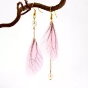 Pendentif ailes de papillon avec 2 trous 42.5x17 mm Fuchsia et Marron x1