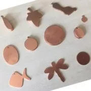 Assortiment ALEATOIRE de supports en cuivre pour poudre de sur-glaçure Efco  x100g