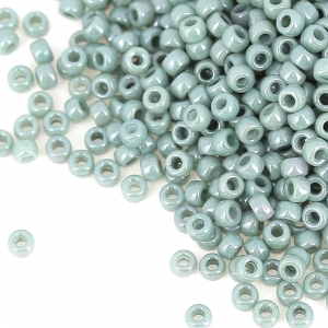 Perles de rocailles Matubo 10/0 2.1 mm - Luster Green x10g