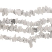 Perles chips 8 - 11 mm - Imitation Howlite x80cm|raw }}
