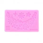 Moule silicone pour pâte polymère et pâte de métal - Plastron de Fleurs