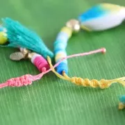 Bobine de fil ciré Linhasita pour micro macramé 0.75 mm - Bleu azur (605) x228m