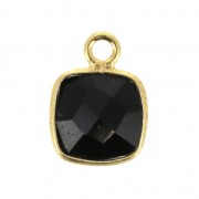 Pendentif carré pierre facettée 7 mm serti Argent 925 Plaqué Or / Onyx Noir x1|raw }}