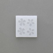 Moule silicone pour résine d'inclusion 48x48 mm - forme Fleur de cerisier x1