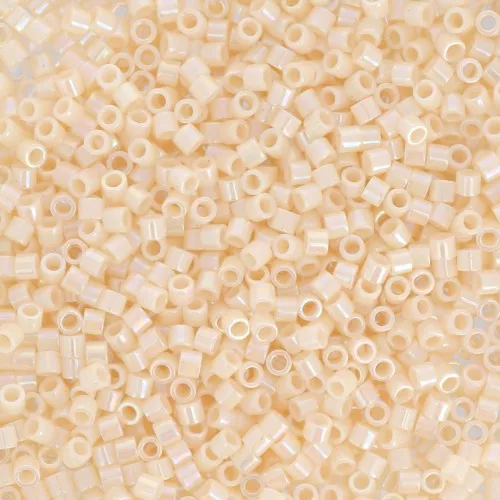 Miyuki Delica 15/0 DBS0157 - Opaque Cream AB x5g