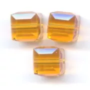 Cubes PureCrystal 5601 4 mm Topaz  x8