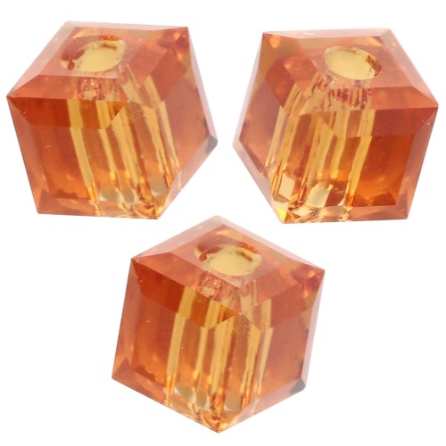 Cubes PureCrystal 5601 4 mm Topaz x8