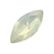 Cabochons facettés forme navette en résine 18x9 mm Sky blue x5