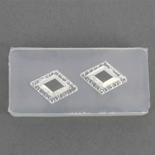 Moule silicone pour résine motif losange 41x20x7 mm x1