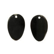 Pendentifs masques ethniques gravés en corne 48.5x34 mm Marron x2