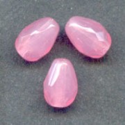 Perles poires facettées 7x5 mm - Milky Pink x25