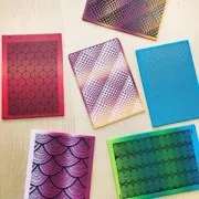 Silk Screen Moiko pour Pâte polymère 74x105 mm Motif Quadrillage Rétro 11.05