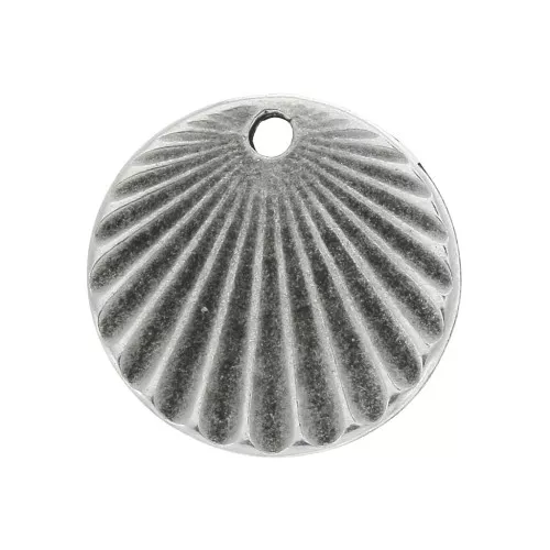 Breloque ronde gravée effet plissé 16 mm - Placage Argent fin vieilli x1