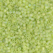 Cubes Miyuki 1.8 mm SB18-0143FR - Tr Chartreuse Mat AB x10g