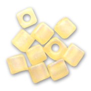 Cubes Miyuki 1.8 mm SB18-0132FR - Light Topaz Mat AB x10g