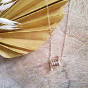 Pendentif barbelé 12x18.5 mm - Plaqué Or 3 microns x1