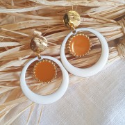 Breloque ronde en laiton et résine époxy 17x15 mm Doré - Moutarde x1